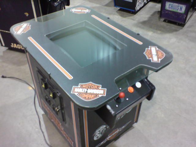 Harley-Davidson (2 Player Sit-Down)